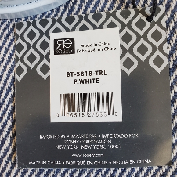 Toilet Paper Holder  - White - Modern -- BNWT - Picture 2 of 6